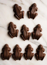 Load image into Gallery viewer, Chocolate frogs