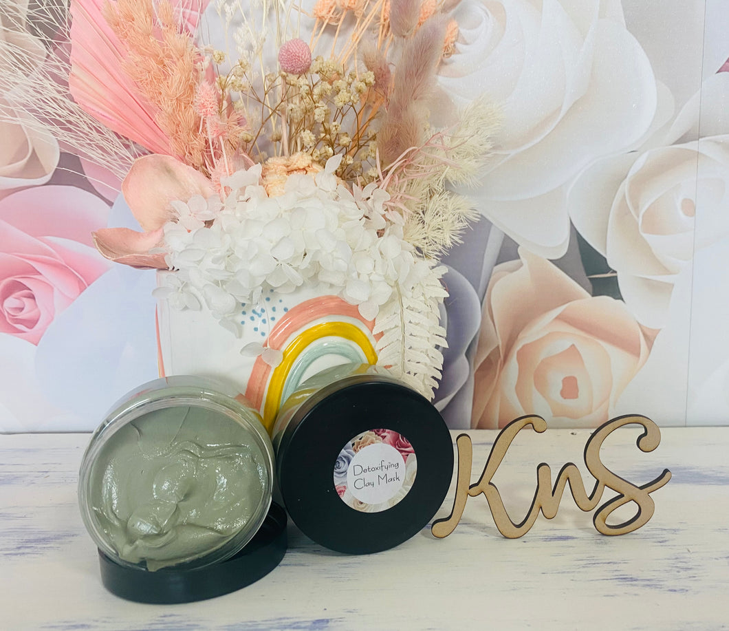 KnS DETOXIFYING Clay mask